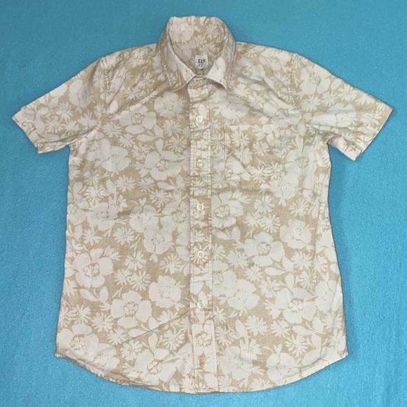 GAP Kids floral short sleeve button up chest pocket beige and white NEW SZ S - Picture 1 of 9